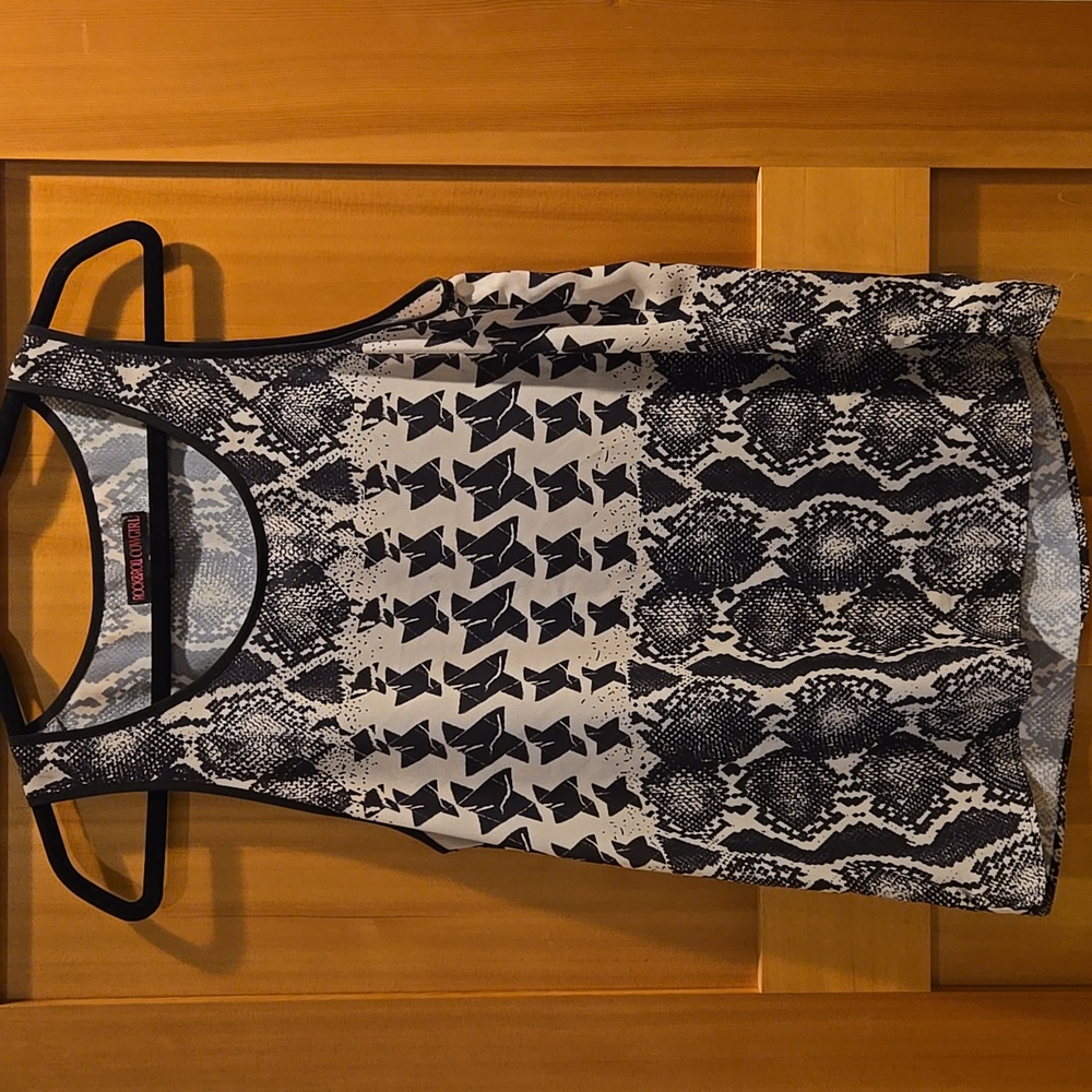 Rock & Roll Cowgirl Black and Cream Patterned Tank Top Size: S